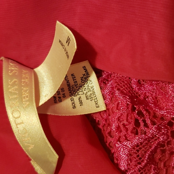 Victoria's Secret Intimate - Picture 6 of 6